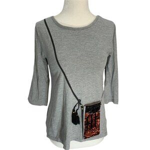 𝅺jessica Simpson Collectible Grey T-shirt w/Cell Phone Pocket Sz S